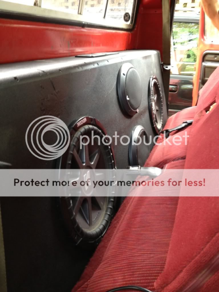 Dual Sundown SA12 Port Size? Subwoofers / Enclosures Steve Meade