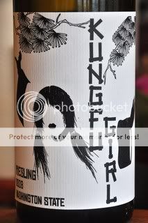 http://i960.photobucket.com/albums/ae85/LizRoddoch/Wine%202010/kungfugirlriesling2008.jpg
