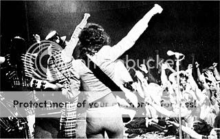 Page 30 large, SuperSlade mag 1974